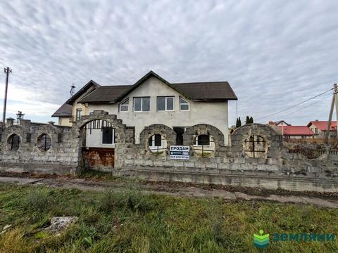 комерційна за адресою Липова, 16