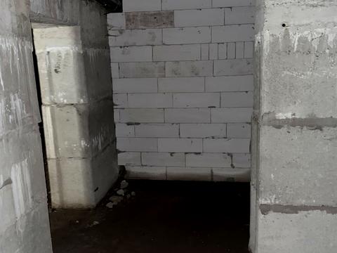 комерційна за адресою Центральна вул., 39а