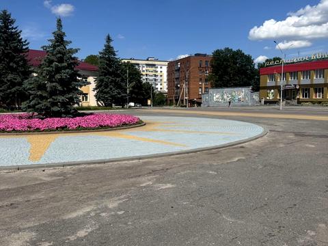 комерційна за адресою Центральна вул., 39а