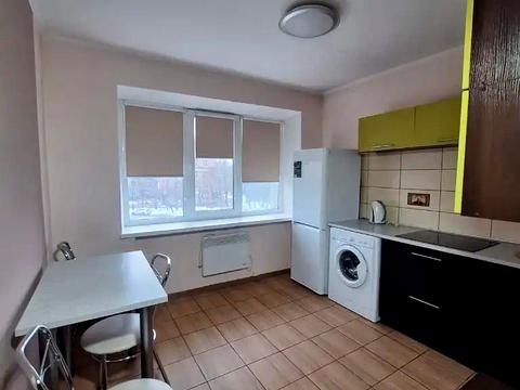 квартира за адресою Богдана Хмельницького просп. (Героїв Сталінграда), 16