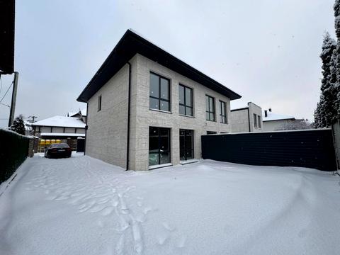 будинок за адресою Зоряна вул., 9