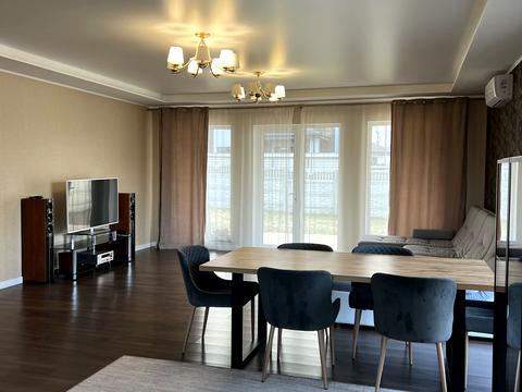 будинок за адресою Отамана Орлика вул. (Ватутіна)