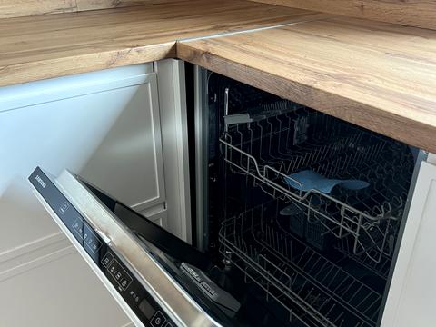 будинок за адресою Отамана Орлика вул. (Ватутіна)