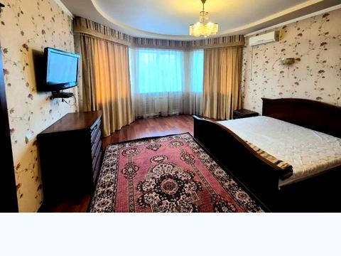 дом по адресу Олександри Риндовської ул.