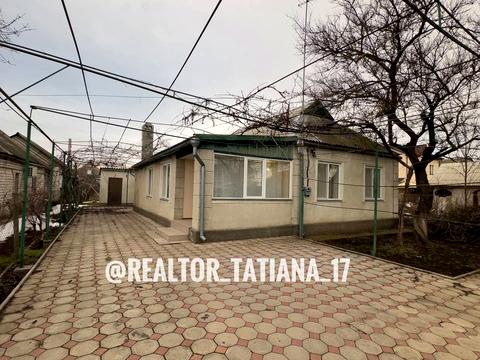 будинок за адресою Київська, 1
