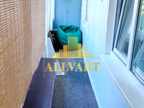 квартира за адресою Ореста Левицького вул. (Академіка Курчатова), 13