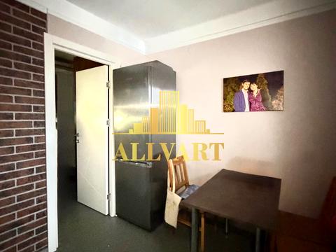 квартира за адресою Ореста Левицького вул. (Академіка Курчатова), 13