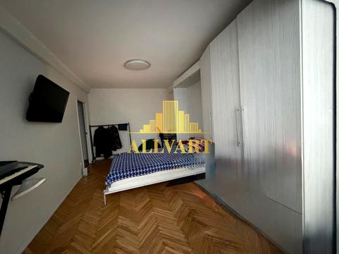 квартира за адресою Ореста Левицького вул. (Академіка Курчатова), 13