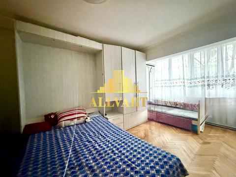 квартира за адресою Ореста Левицького вул. (Академіка Курчатова), 13