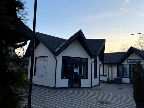 комерційна за адресою Олекси Тихого пров., 3/54