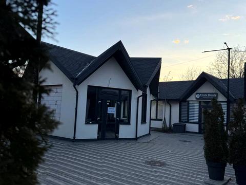 комерційна за адресою Олекси Тихого пров., 3/54