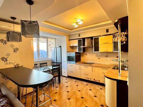 квартира по адресу Бориспольская ул., 6