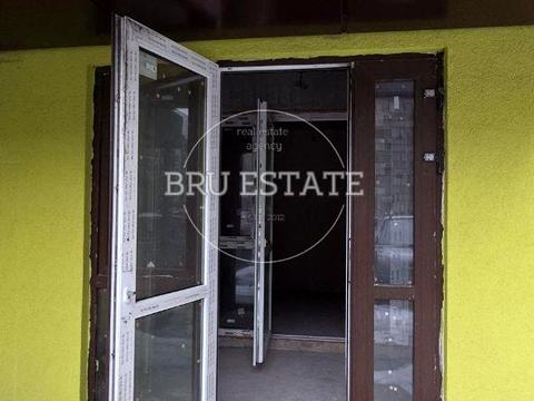 комерційна за адресою Стеценка вул., 75-Б