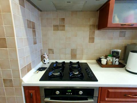 квартира за адресою Героїв просп., 18-А