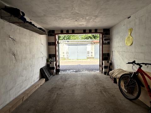 паркомісце за адресою Остафія Дашковича вул., 62/1