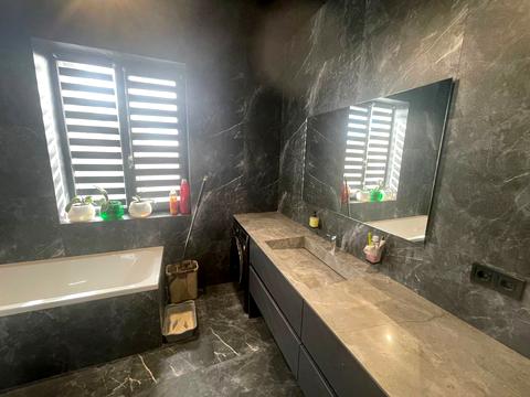 будинок за адресою Бутакова