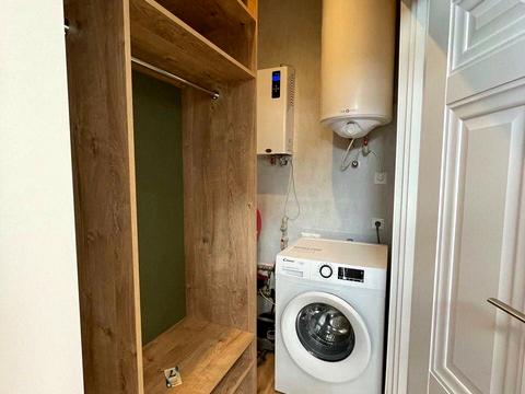 будинок за адресою с. Крижанівка, Лазурна