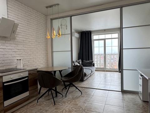 квартира за адресою Дмитра Луценка вул. (Крейсера "Аврора"), 6