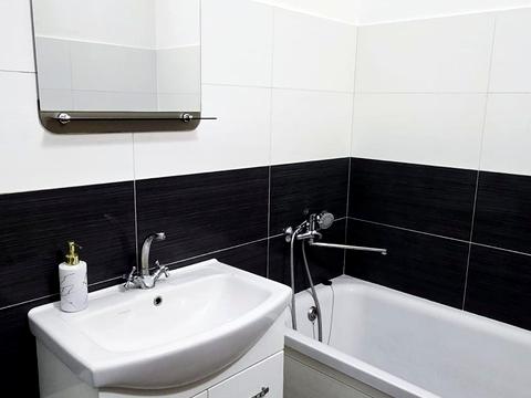 квартира по адресу Озёрная ул., 6/3