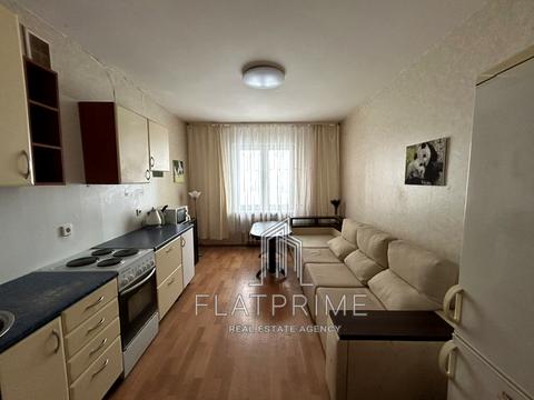 квартира за адресою Київ, Милославська вул., 4