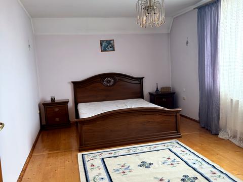 будинок за адресою довженка, 12