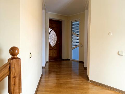 будинок за адресою довженка, 12