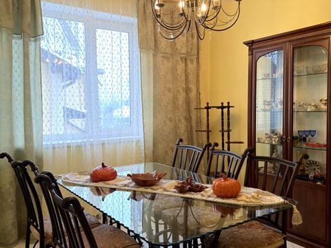 будинок за адресою довженка, 12