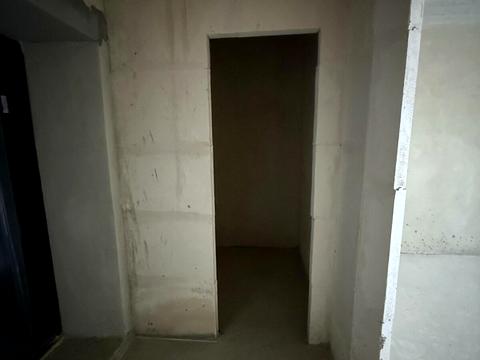 1858175247996252