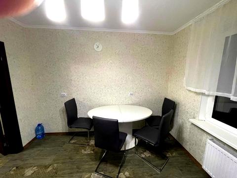 квартира за адресою Академіка Глушкова просп., 9-Є