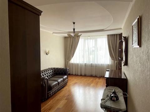 квартира за адресою В'ячеслава Чорновола вул., 20