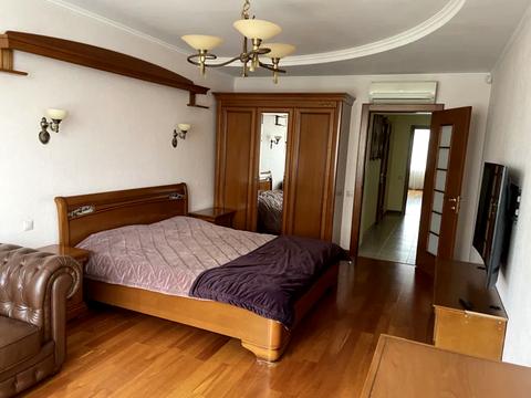 квартира за адресою В'ячеслава Чорновола вул., 20