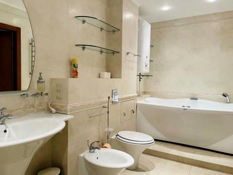 квартира за адресою В'ячеслава Чорновола вул., 20