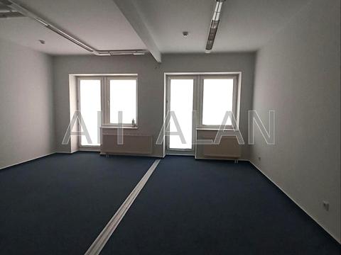 коммерческая по адресу Большая Васильковская ул. (Красноармейская), 9-2