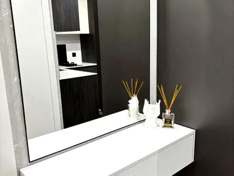 квартира за адресою Академіка Єфремова вул. (Командарма Уборевича), 7-А