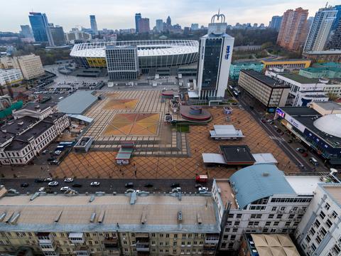 комерційна за адресою Велика Васильківська вул. (Червоноармійська), 72