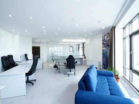 комерційна за адресою Велика Васильківська вул. (Червоноармійська), 72