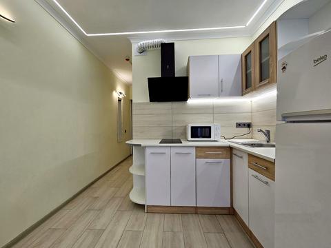 квартира за адресою Олега Мудрака вул. (Генерала Наумова), 1-Б