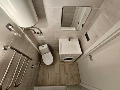 квартира за адресою Олега Мудрака вул. (Генерала Наумова), 1-Б