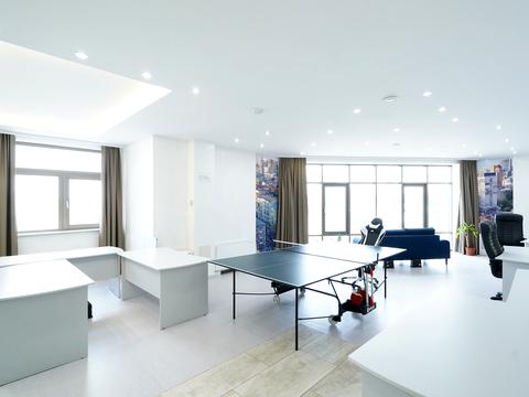 комерційна за адресою Велика Васильківська вул. (Червоноармійська), 72