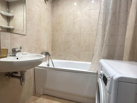 квартира за адресою Володимира Івасюка просп. (Героїв Сталінграду), 60