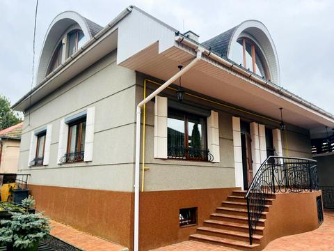 будинок за адресою Закарпатська вул., 15