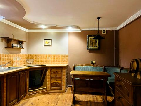 будинок за адресою Закарпатська вул., 15