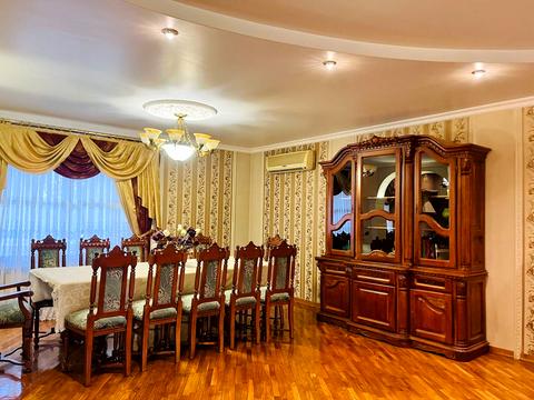 будинок за адресою Закарпатська вул., 15