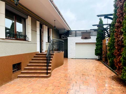 будинок за адресою Закарпатська вул., 15