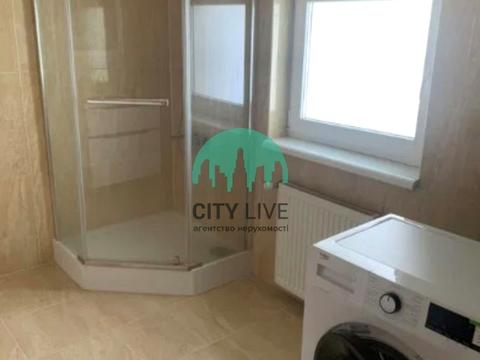 будинок за адресою с. Угорники, прикарпатська