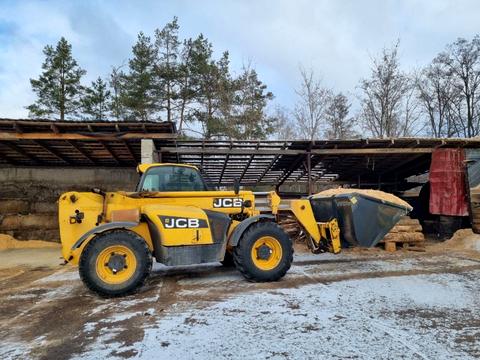 коммерческая по адресу Київська, 31