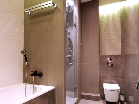 квартира за адресою Андрія Верхогляда вул. (Михайла Драгомирова), 16