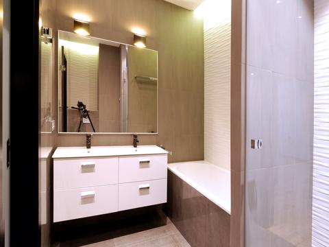 квартира за адресою Андрія Верхогляда вул. (Михайла Драгомирова), 16