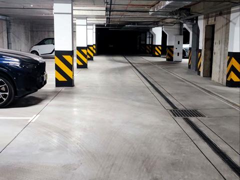 паркомісце за адресою Дніпро, Ламана, 18