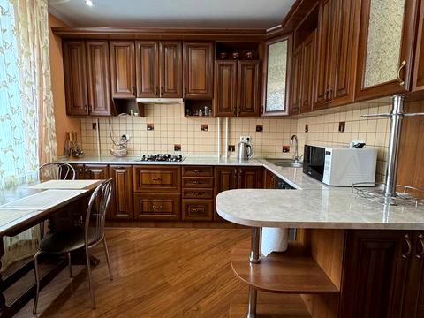 квартира за адресою Будівельників вул., 1